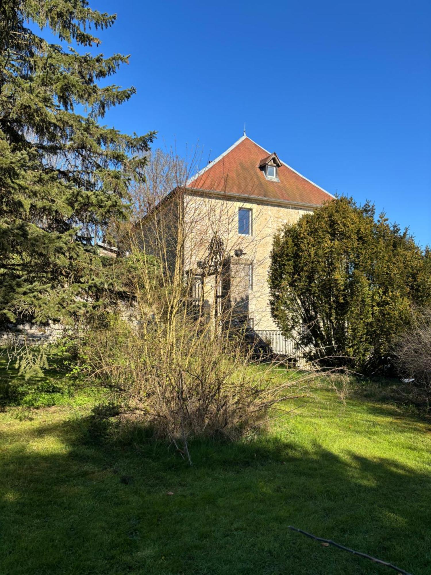 Chateau La Hussardiere Dampierre-sur-Salon Exterior photo